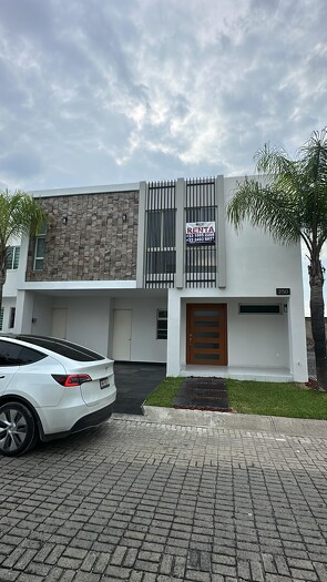 Se renta casa en Virreyes