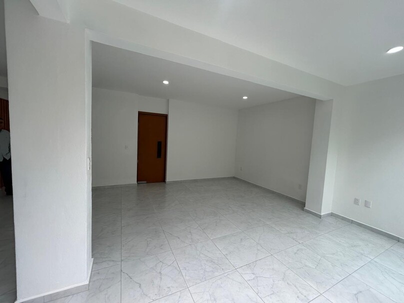 Se renta casa en Virreyes