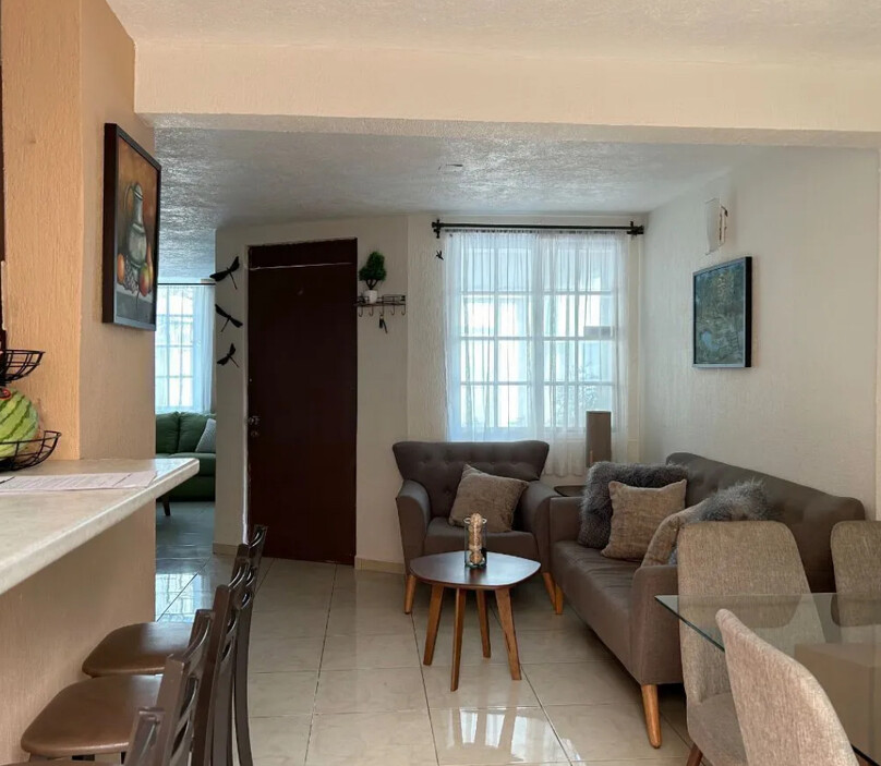 Casa en condominio en Jardines del Valle