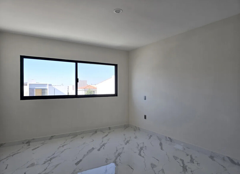 Se vende casa en Los Robles