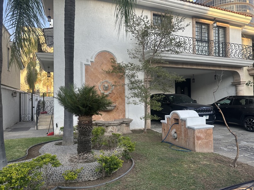 Casa en venta en Puerta de Hierro