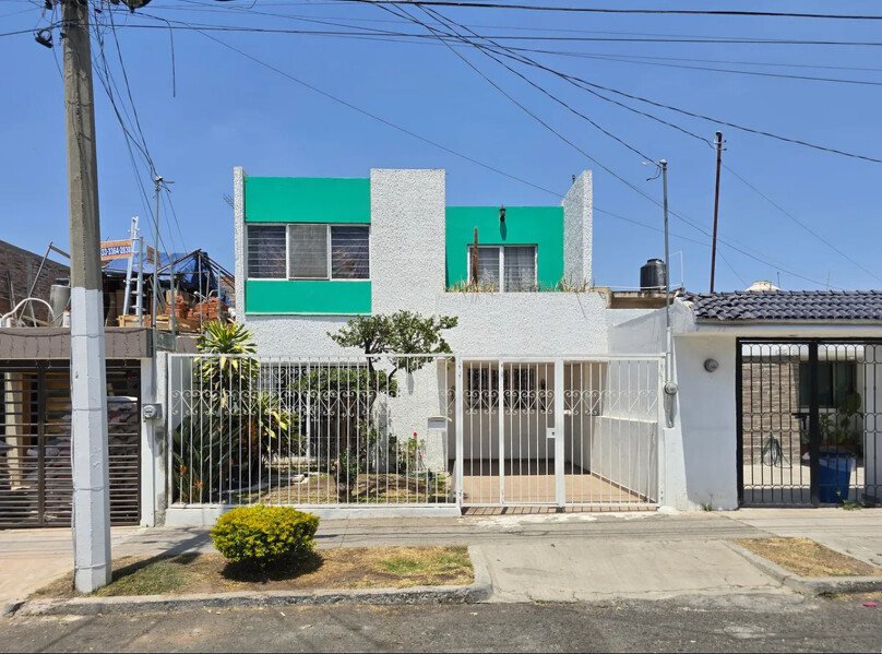 Casa en venta en Las Aguilas, Zapopan