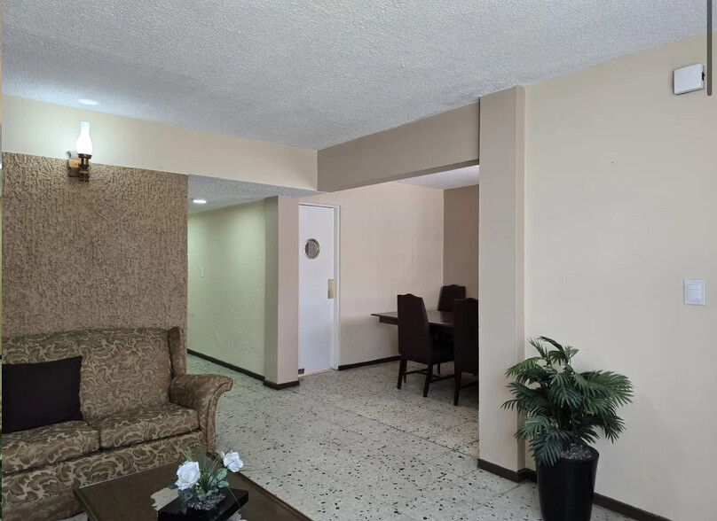 Casa en venta en Las Aguilas, Zapopan