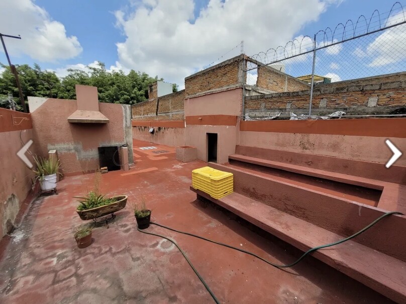 Se vende casa en la Moderna