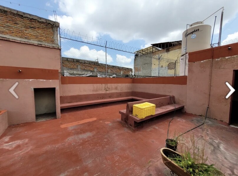 Se vende casa en la Moderna