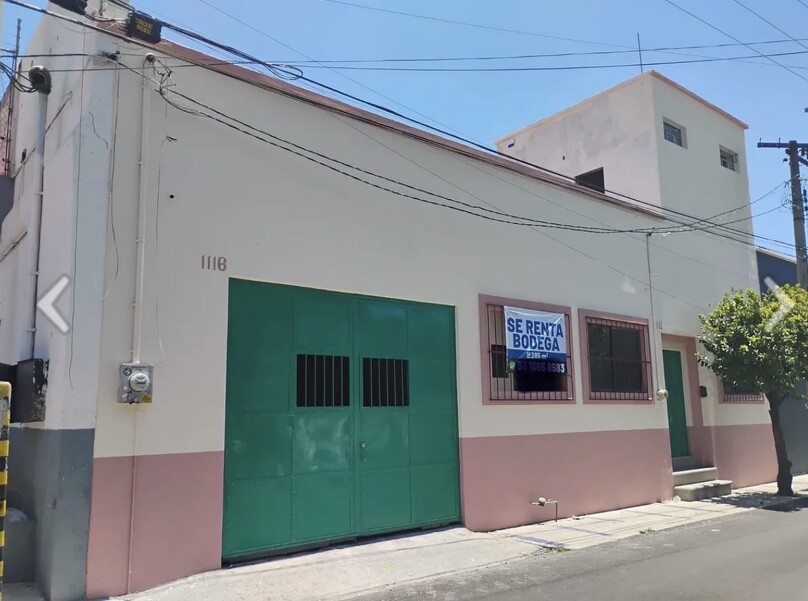 Se renta bodega en Artesanos