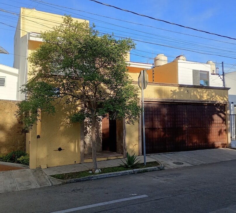 Se renta casa para oficinas en Providencia