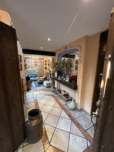 Se vende casa en Puerta de Hierro