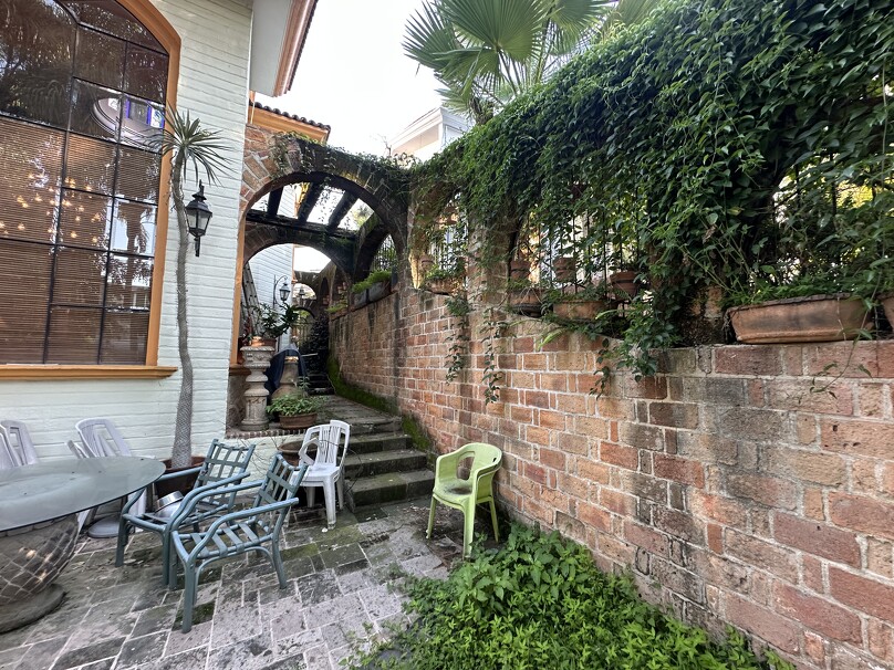 Se vende casa en Puerta de Hierro