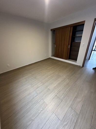 Se Vende Casa en Jardines Universidad