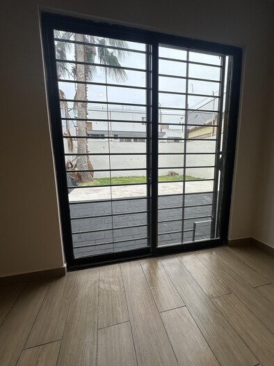Se Vende Casa en Jardines Universidad