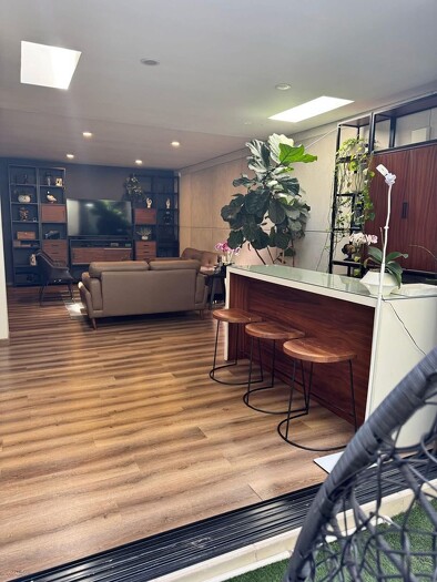 SE VENDE CASA EN JACARANDAS