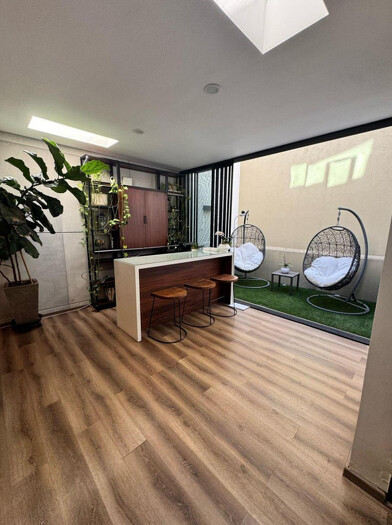 SE VENDE CASA EN JACARANDAS