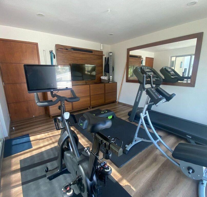 SE VENDE CASA EN JACARANDAS