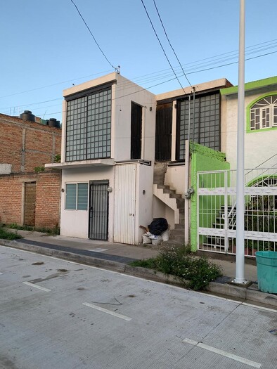 Se vende proyecto de 4 departamentos