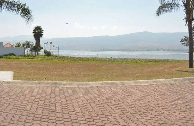 TERRENO EN VENTA FRENTE A LAGUNA DE CAJITITLÁN