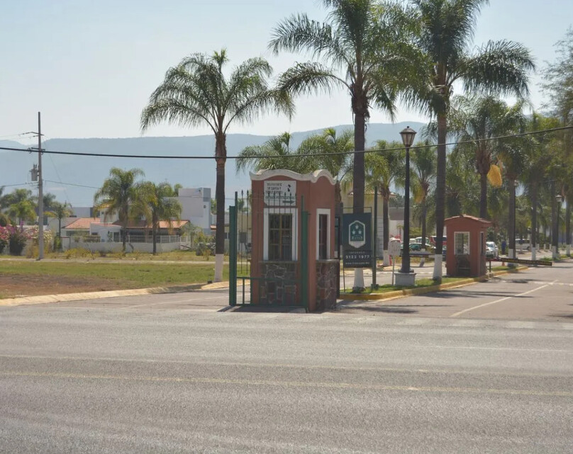 TERRENO EN VENTA FRENTE A LAGUNA DE CAJITITLÁN