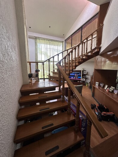 Se renta casa en Valle Real