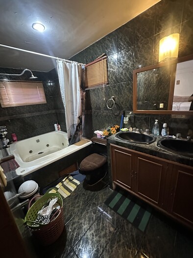 Se renta casa en Valle Real