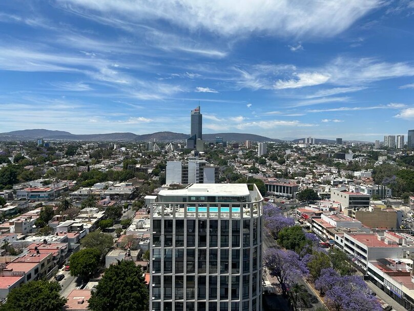 TORRE VIVE JARDINES DEL BOSQUE