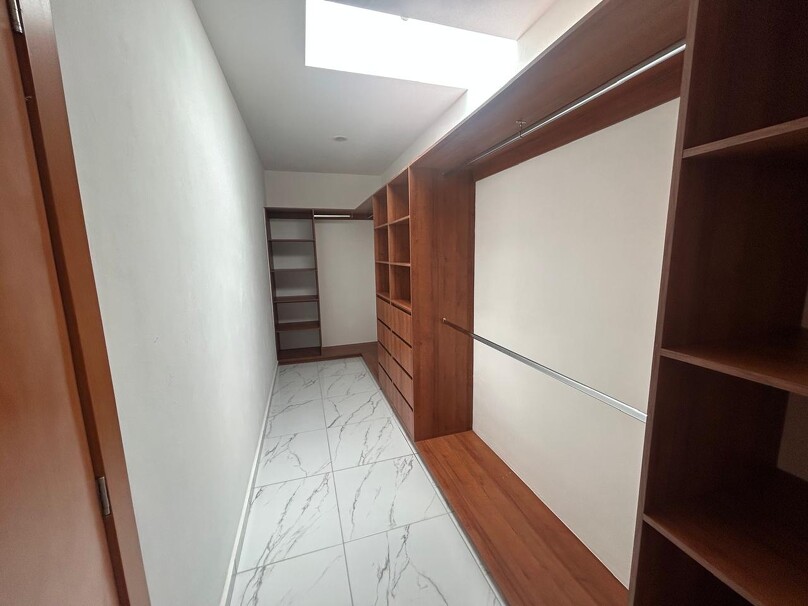 Se renta casa en Virreyes